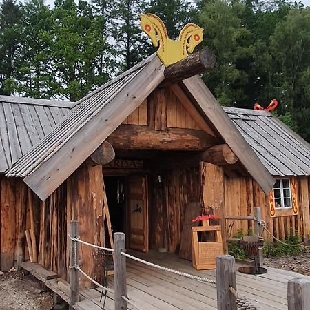 Vittfarnas Vikingaby Villa Sosdala Buitenkant foto