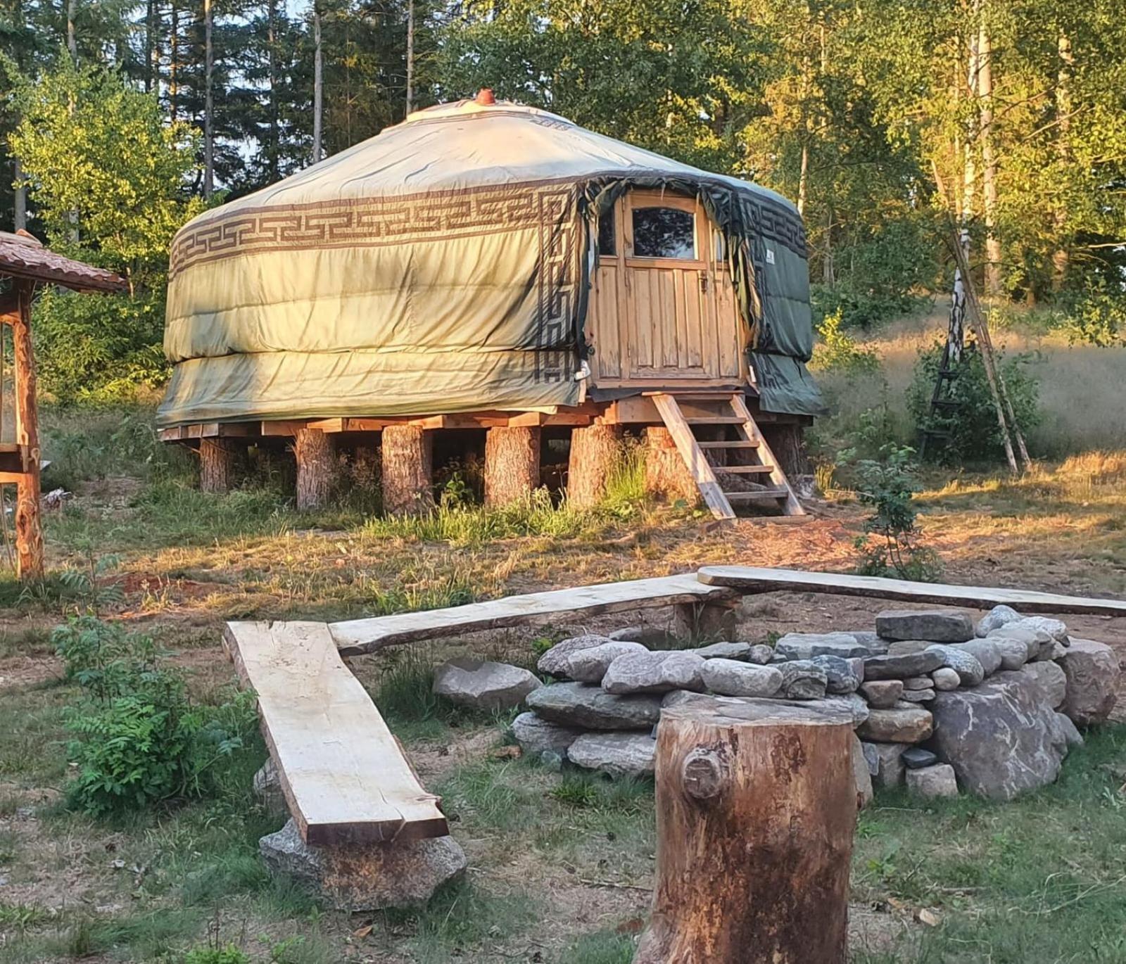 Vittfarnas Vikingaby Villa Sosdala Buitenkant foto